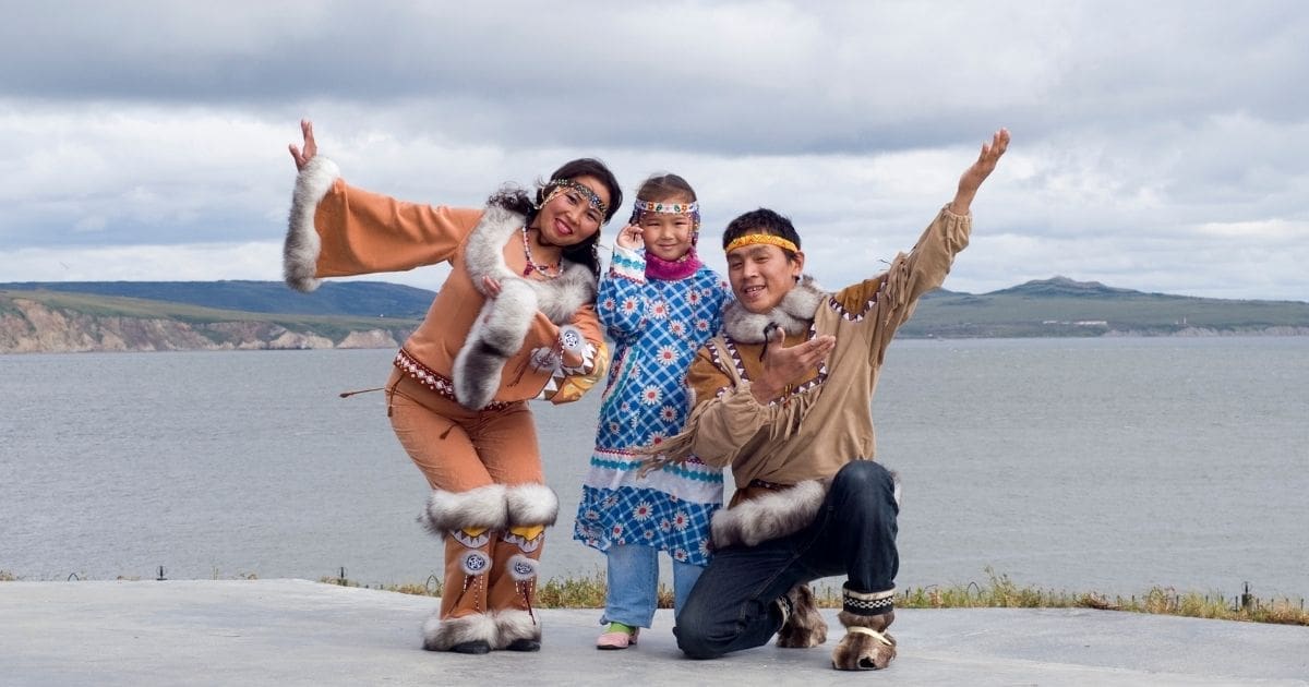 famiglia di eschimesi - dieta eschimesi omega 3