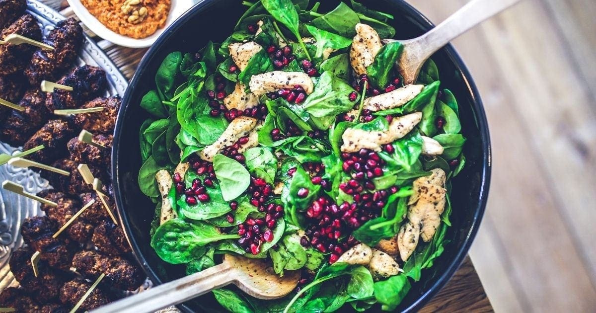 spinaci e carne bianca - vitamina D alimenti